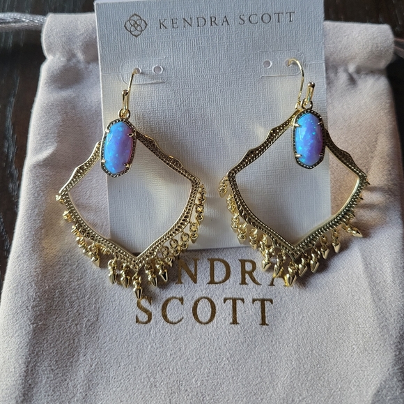 💖NWT Custom💖 KENDRA SCOTT🌟Gold Boho Ocean Blue Opal Fringe Drop Earrings - Picture 2 of 8